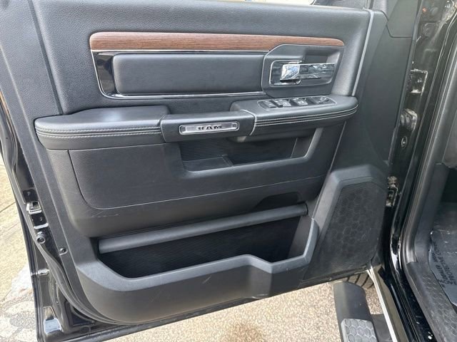 Used 2014 RAM 1500 Laramie w/ Convenience Group image 20