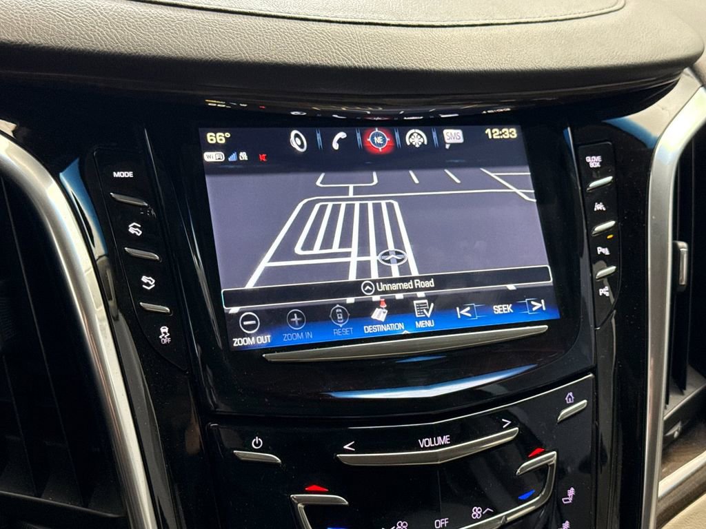 Used 2019 Cadillac Escalade Premium Luxury AWD/4WD image 20