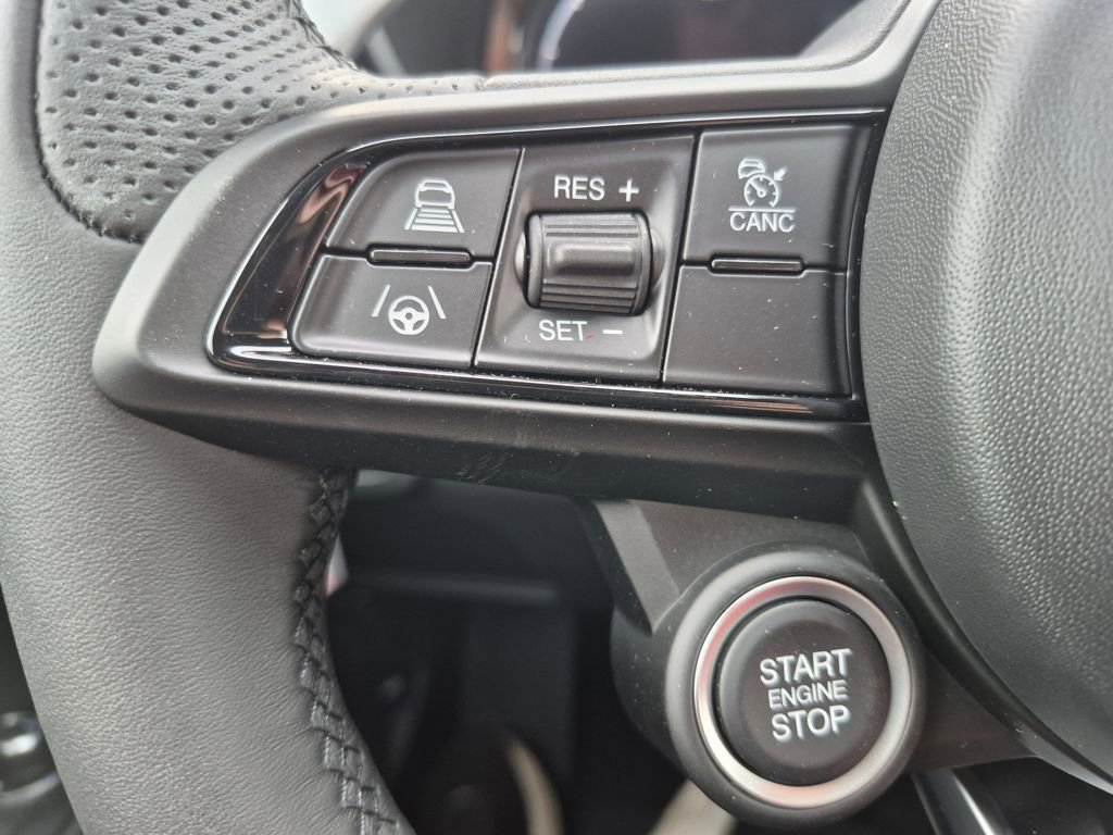 New 2025 Alfa Romeo Giulia w/ Driving Assist Package image 21