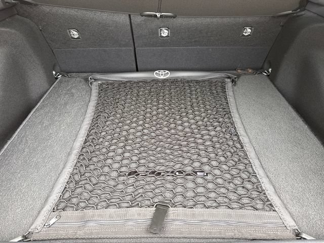 Used 2025 Toyota Prius FWD image 8
