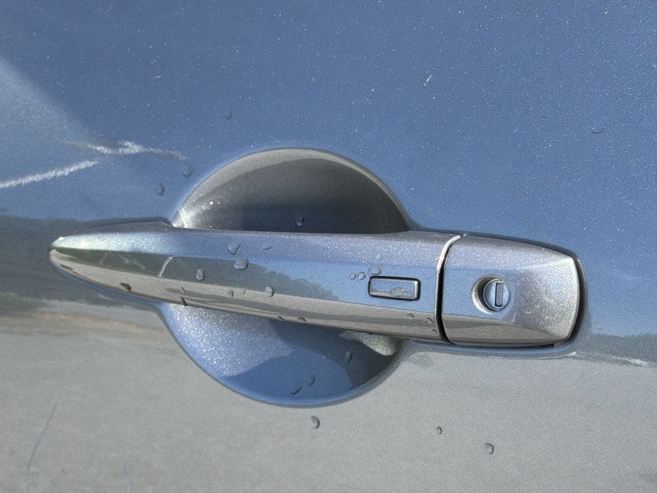 Certified 2025 Nissan Pathfinder SV FWD image 33