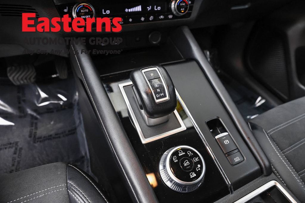 Used 2024 Mitsubishi Outlander SE AWD/4WD image 13