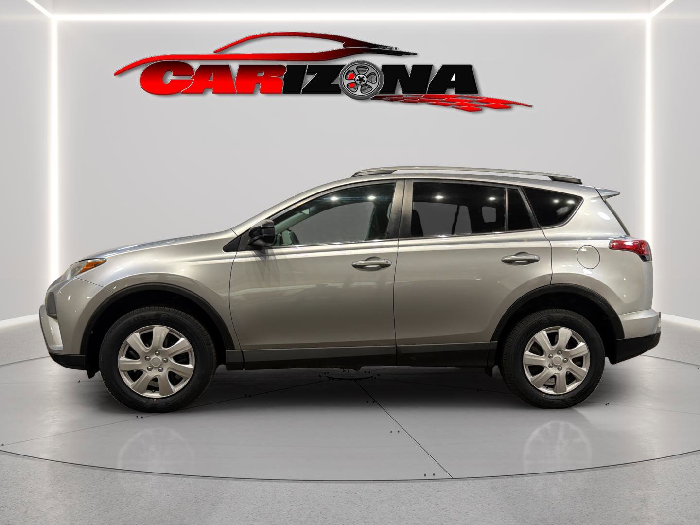 Used 2016 Toyota RAV4 LE image 4