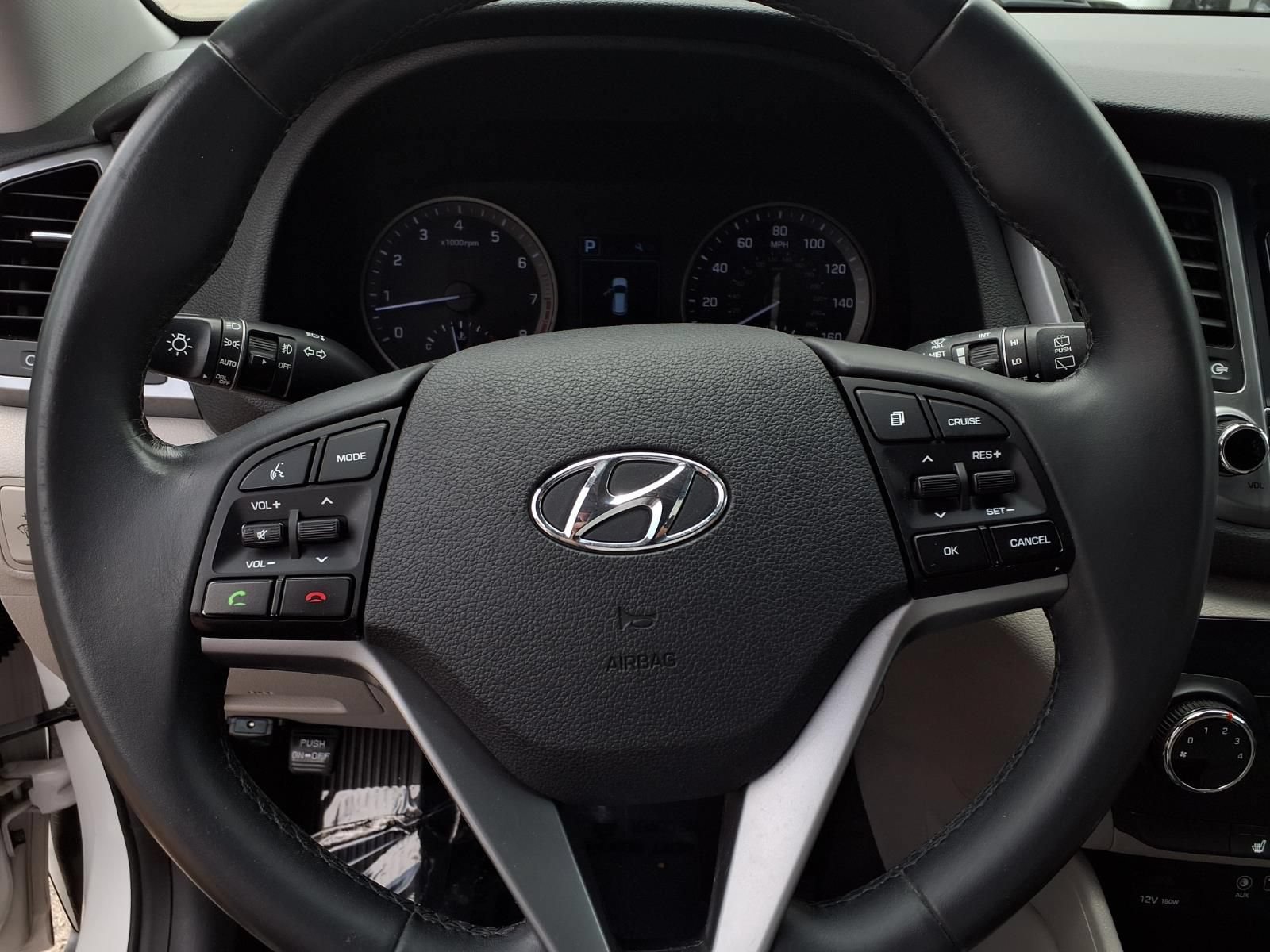 Used 2017 Hyundai Tucson Sport FWD image 11