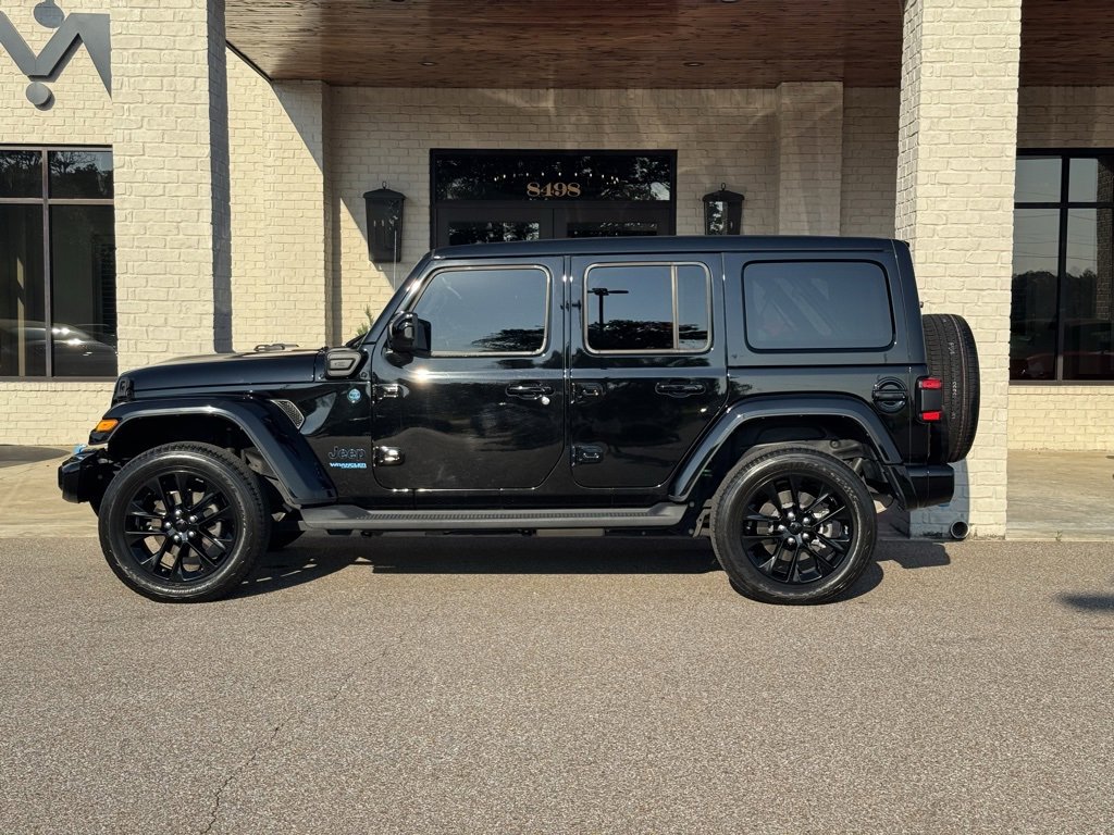Used 2021 Jeep Wrangler Unlimited Sahara image 6