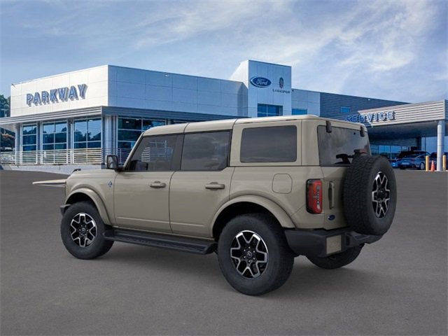 New 2025 Ford Bronco Outer Banks image 4