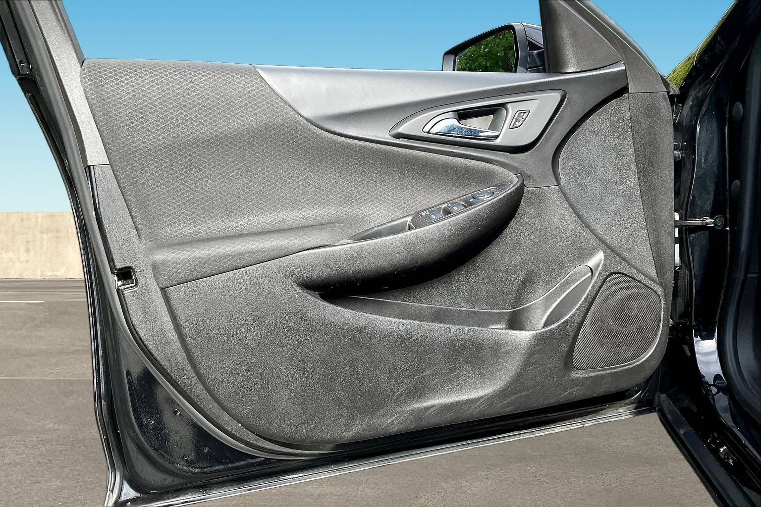 Used 2022 Chevrolet Malibu LT FWD image 19