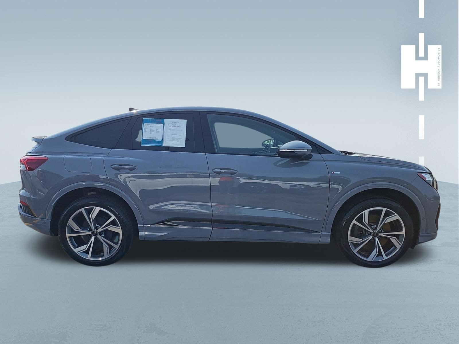 Used 2024 Audi Q4 e-tron Premium Plus w/ Premium Plus AWD/4WD image 3