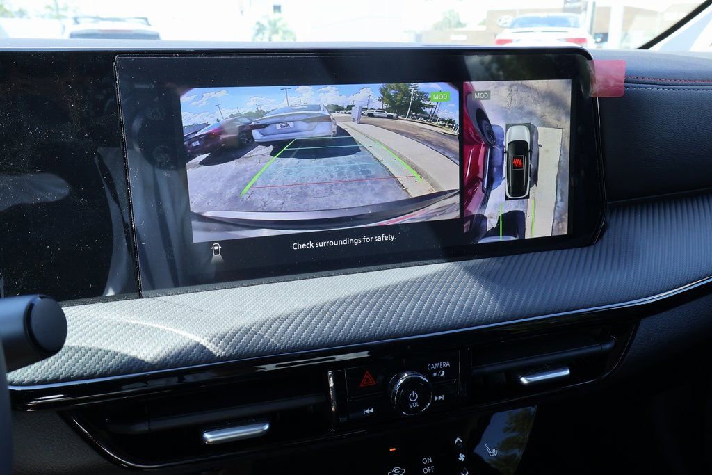 New 2026 Nissan Kicks SR w/ Cold Weather Package image 4