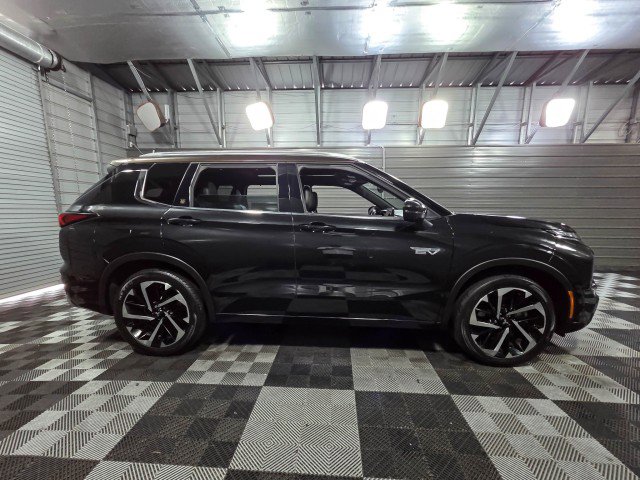 Used 2023 Mitsubishi Outlander SEL 40th Anniversary AWD/4WD image 9