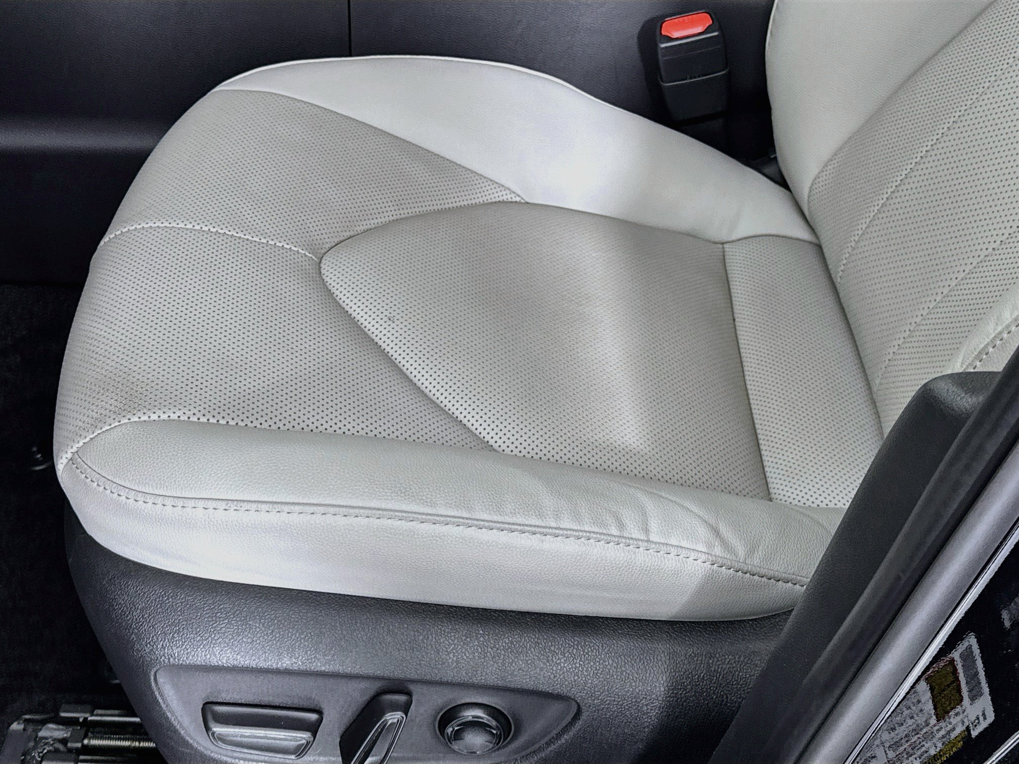 Used 2025 Toyota Grand Highlander AWD Hybrid image 19