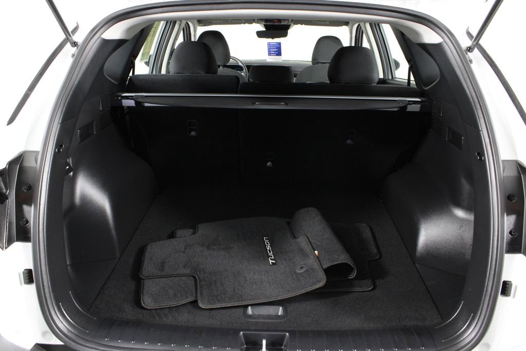 Certified 2026 Hyundai Tucson SE FWD image 16
