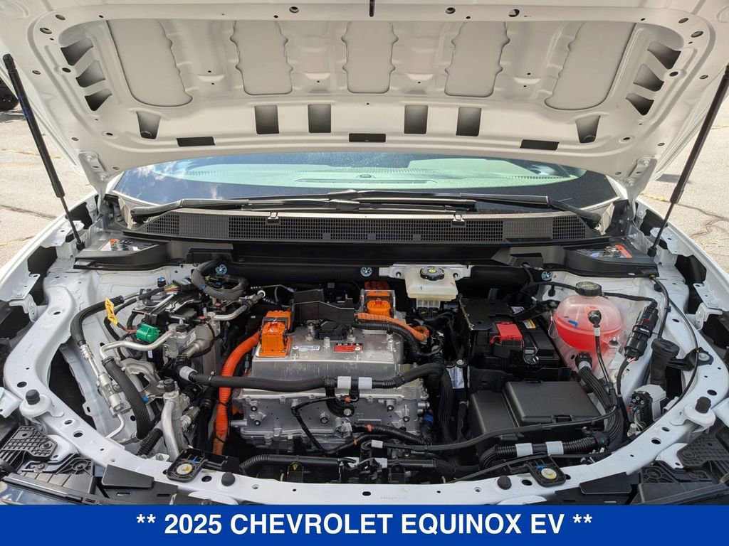 New 2025 Chevrolet Equinox EV LT AWD/4WD image 35