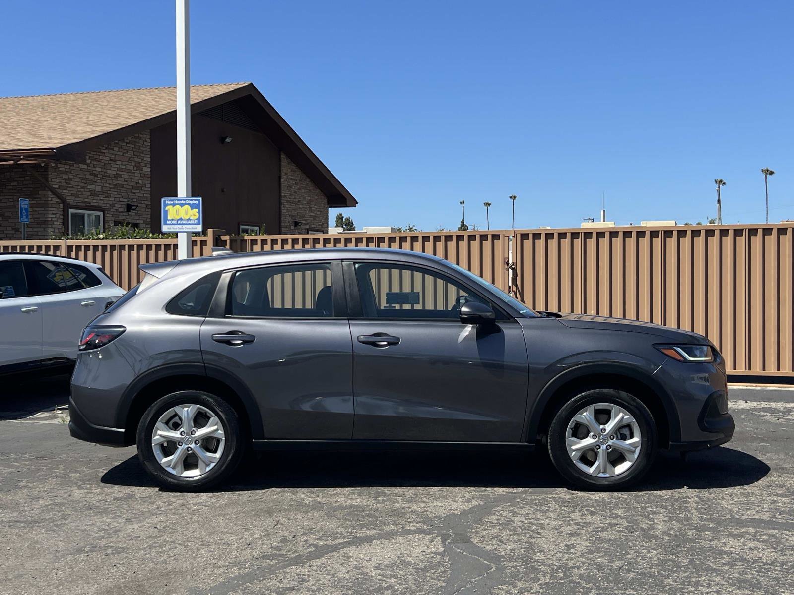 Certified 2023 Honda HR-V LX image 24