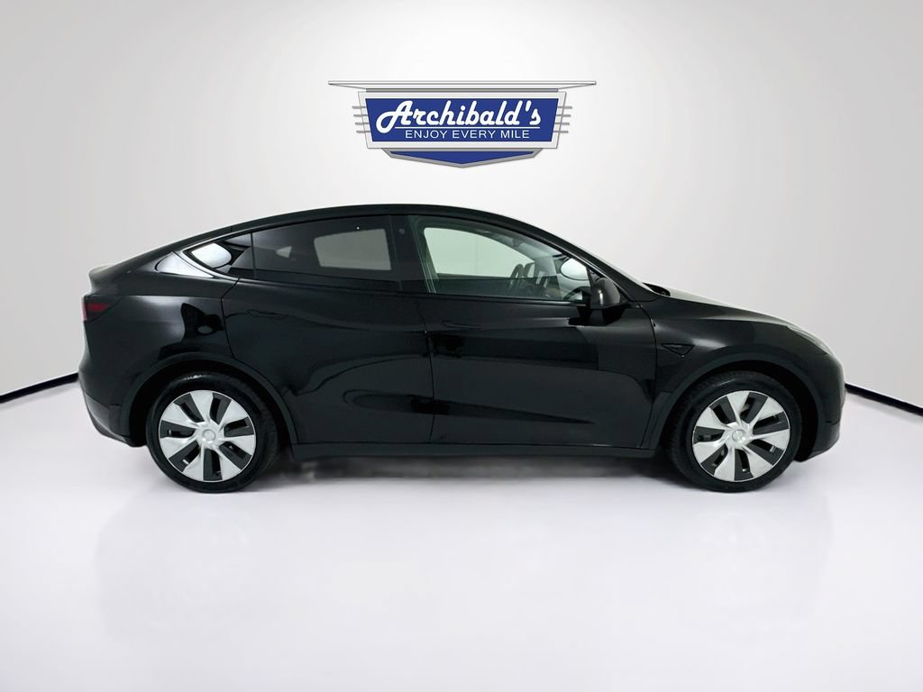 Used 2022 Tesla Model Y Long Range AWD/4WD image 8