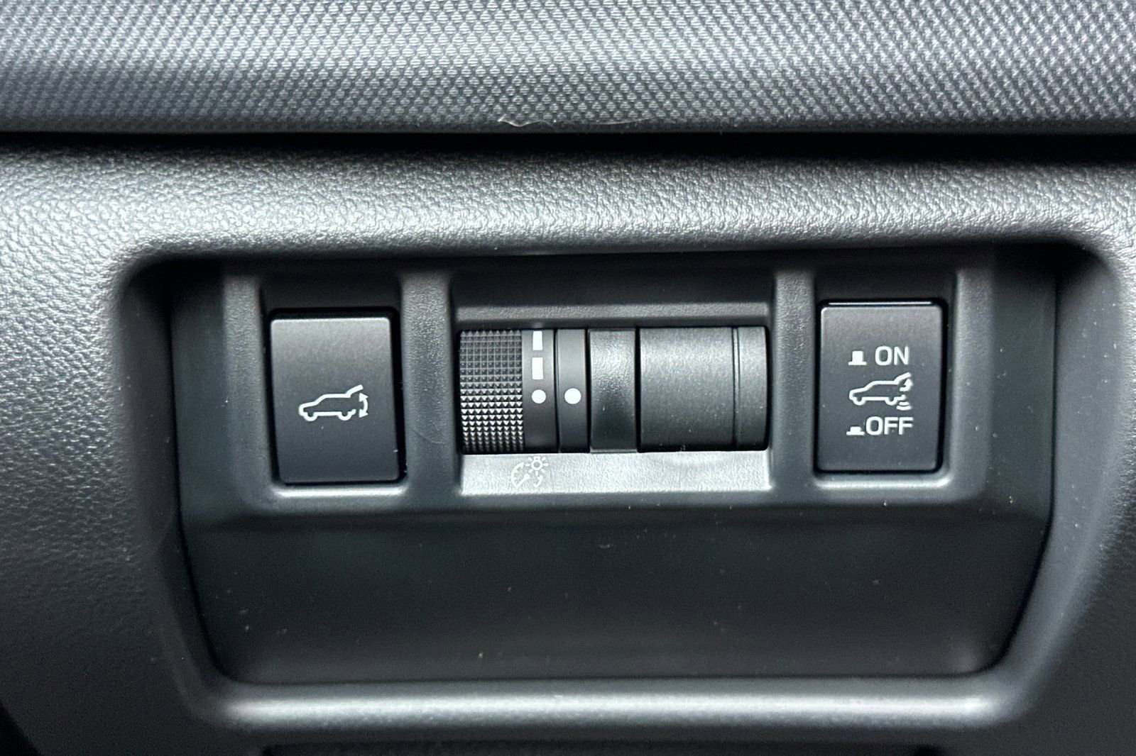 New 2026 Subaru Forester Premium AWD/4WD image 30