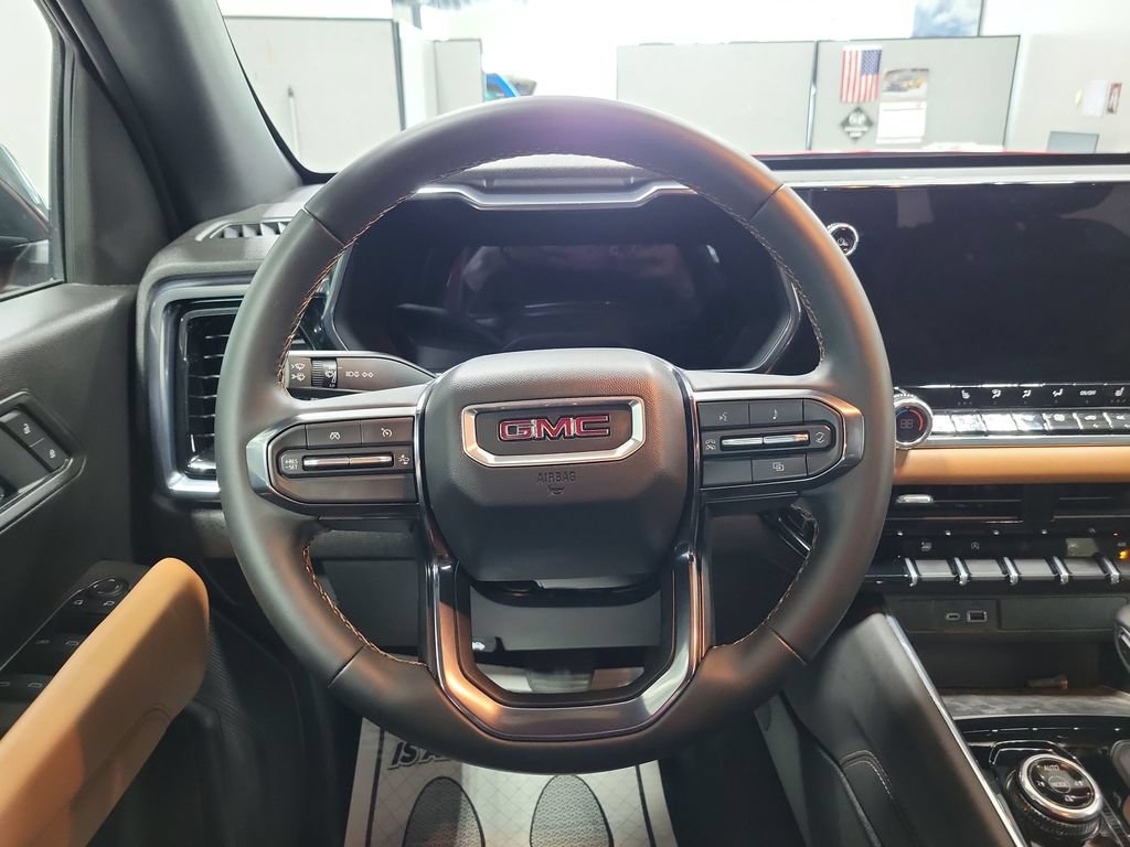 Used 2025 GMC Canyon AT4 w/ Nightfall Edition AWD/4WD image 28