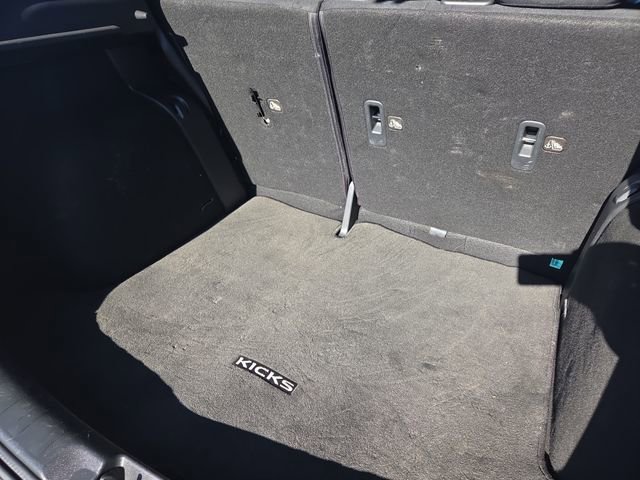 Used 2023 Nissan Kicks SV FWD image 30