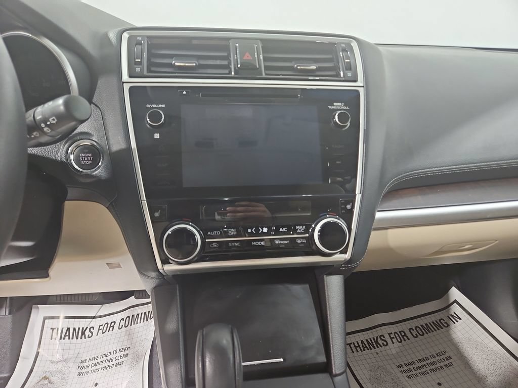 Used 2019 Subaru Outback 2.5i Limited w/ Popular Package #2 AWD/4WD image 19