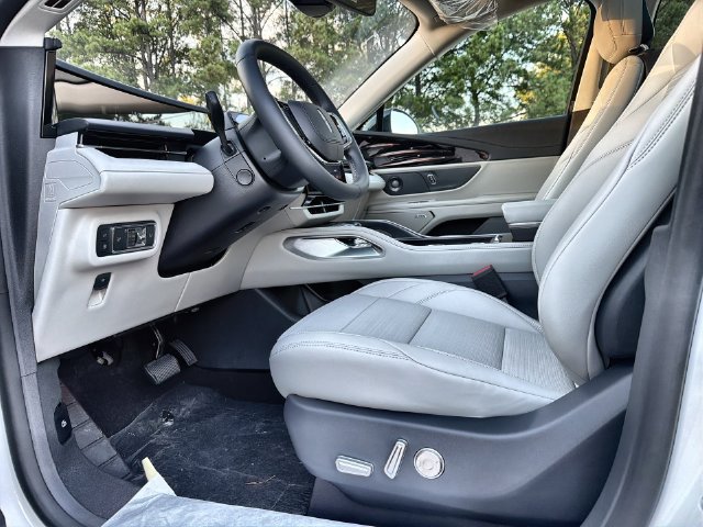 New 2026 Lincoln Nautilus Reserve AWD/4WD image 12