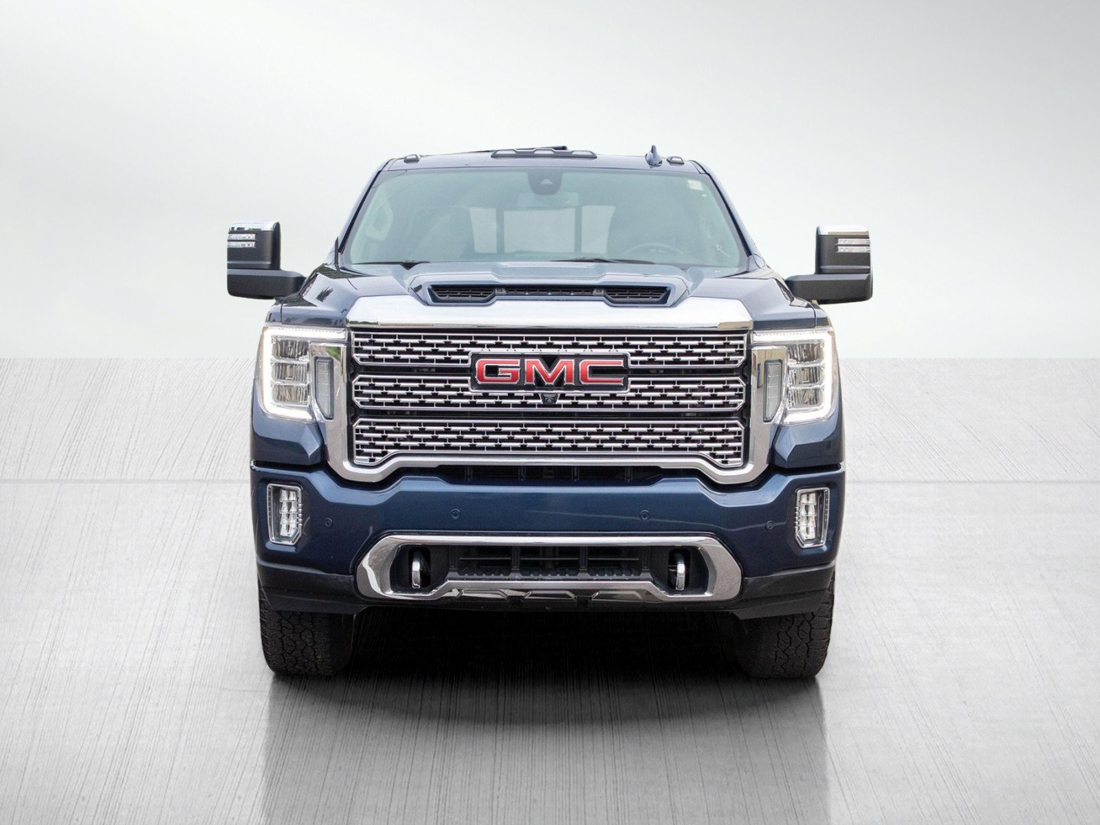 Used 2022 GMC Sierra 3500 Denali AWD/4WD image 8