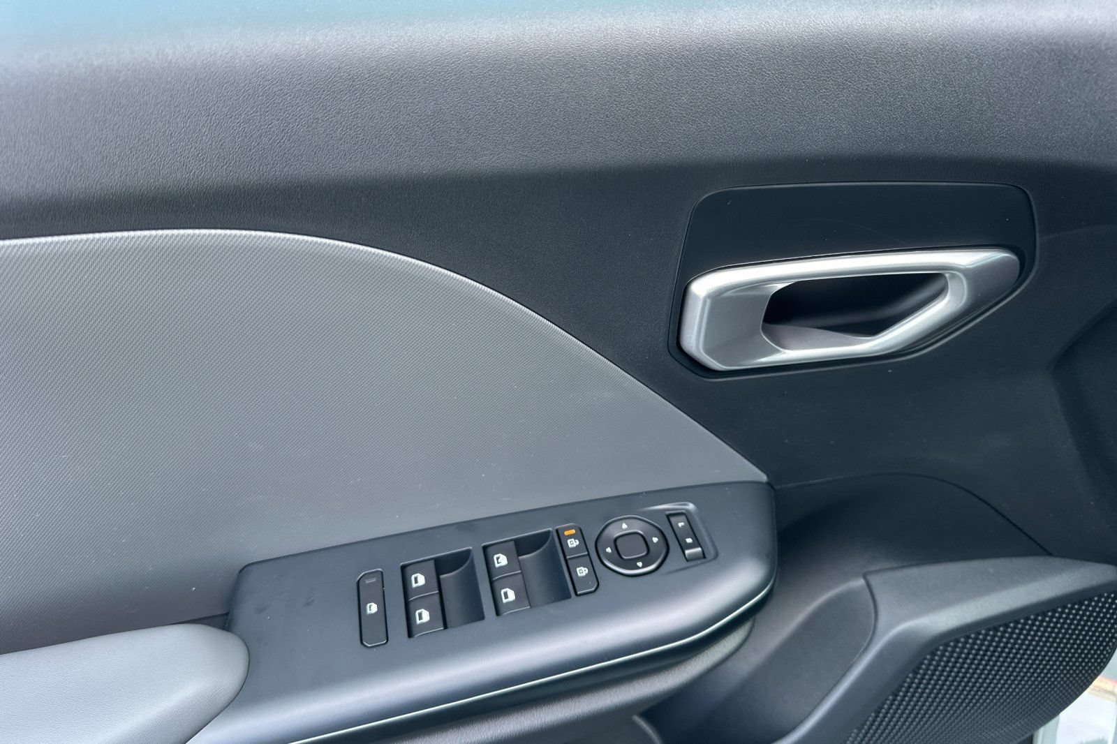 New 2026 Kia K4 FWD image 11