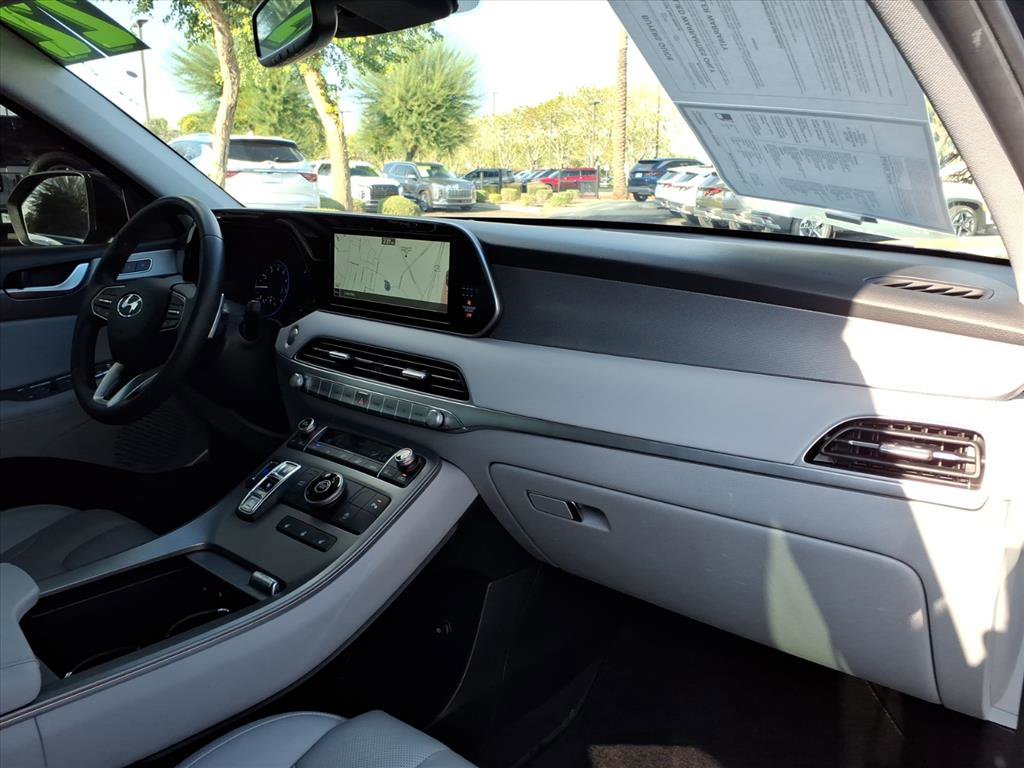 Certified 2022 Hyundai Palisade SEL w/ 8P Bench Seat Package image 11