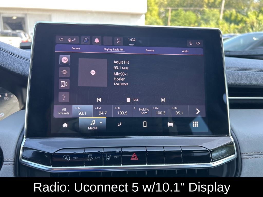 Certified 2022 Jeep Compass Limited w/ Sun and Sound Group image 18