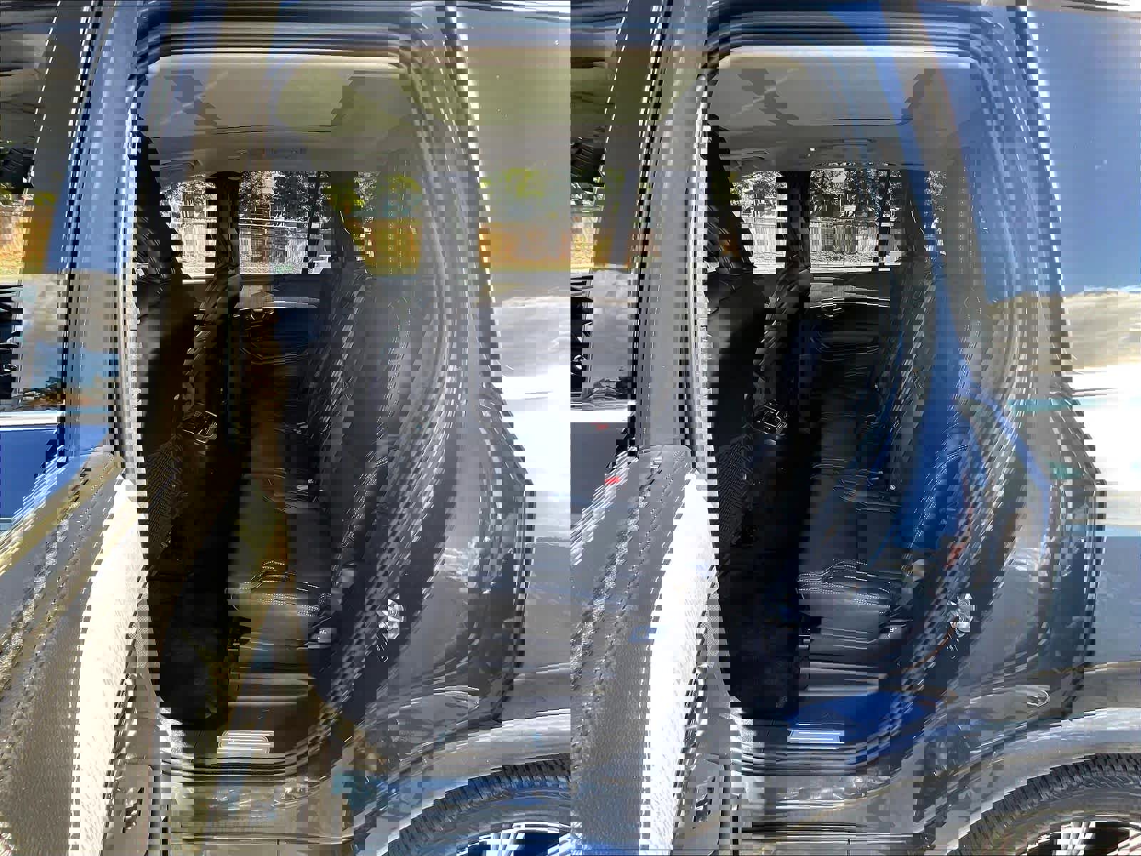 Used 2023 Volvo XC90 B6 Ultimate image 28