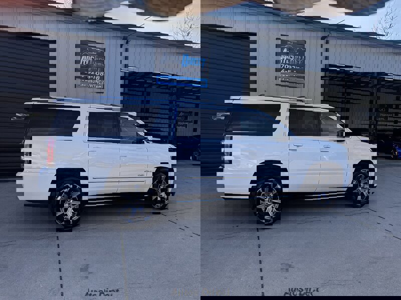 Used 2017 GMC Yukon XL Denali image 9