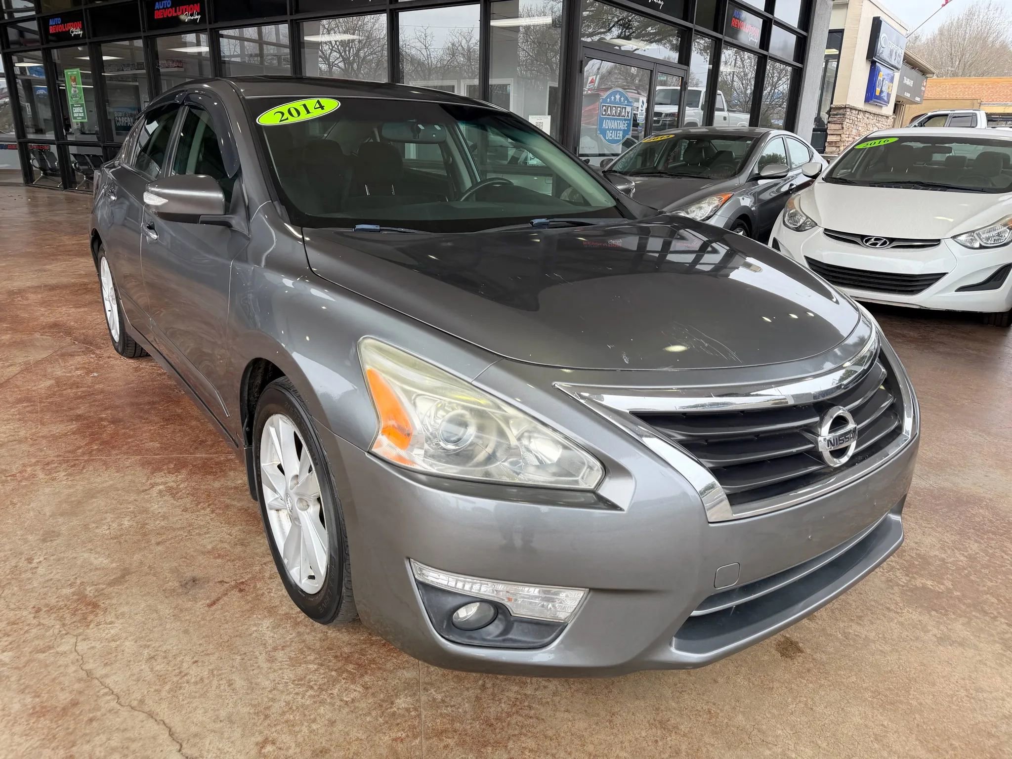 Used 2014 Nissan Altima 2.5 SV w/ Convenience Package image 1