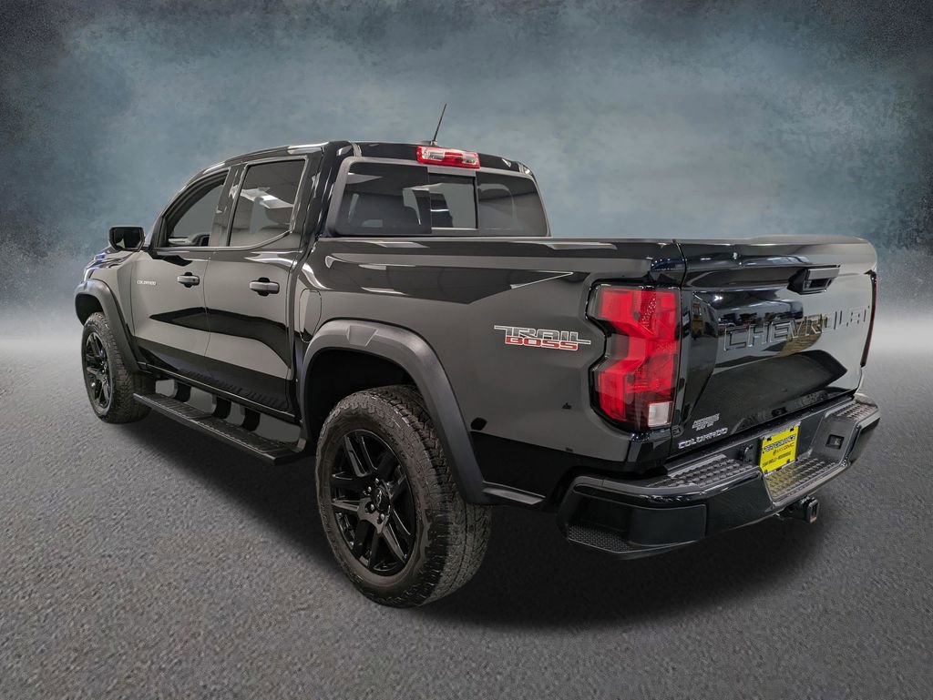 Used 2024 Chevrolet Colorado Trail Boss w/ Advanced Trailering Package AWD/4WD image 6