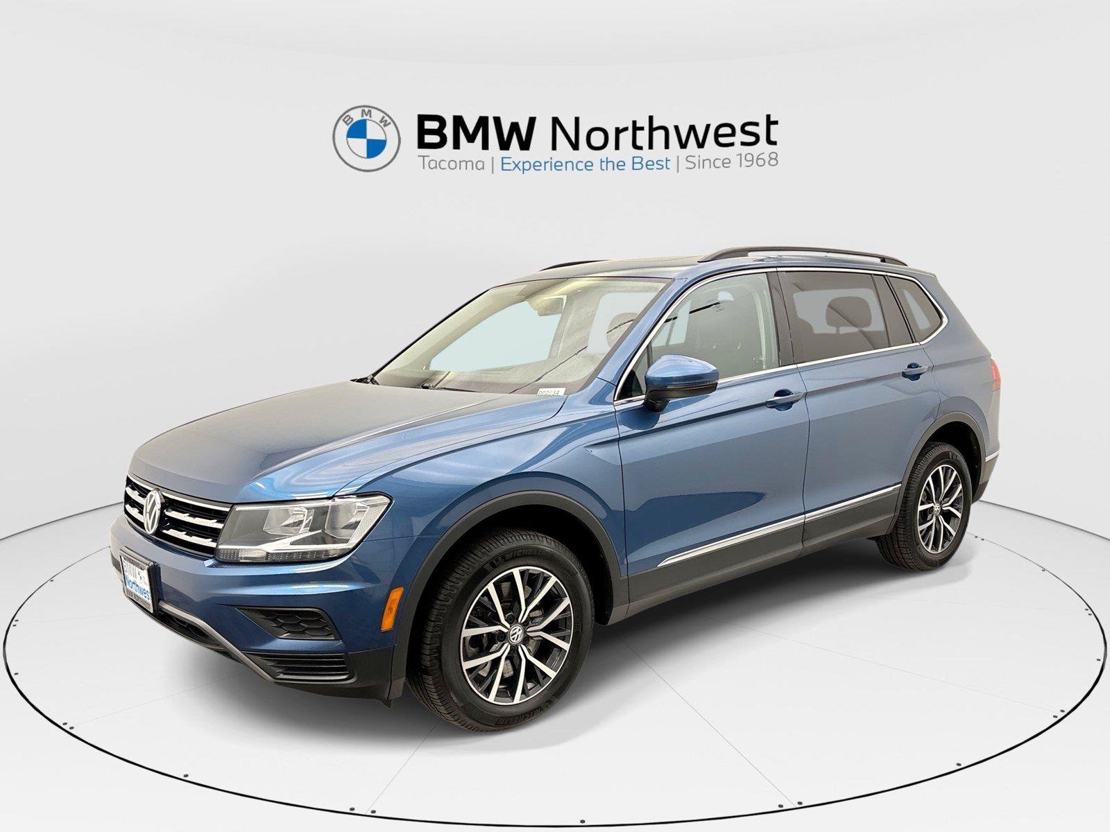 Used 2020 Volkswagen Tiguan SE w/ Panoramic Sunroof Package