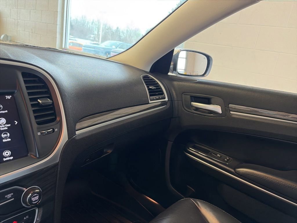 Used 2020 Chrysler 300 Touring L w/ Quick Order Package 2EF RWD image 49