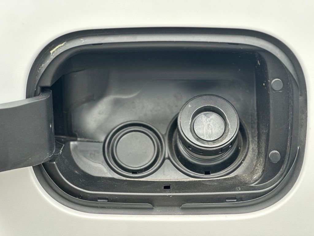 Used 2023 Chevrolet Silverado 2500 LTZ image 27