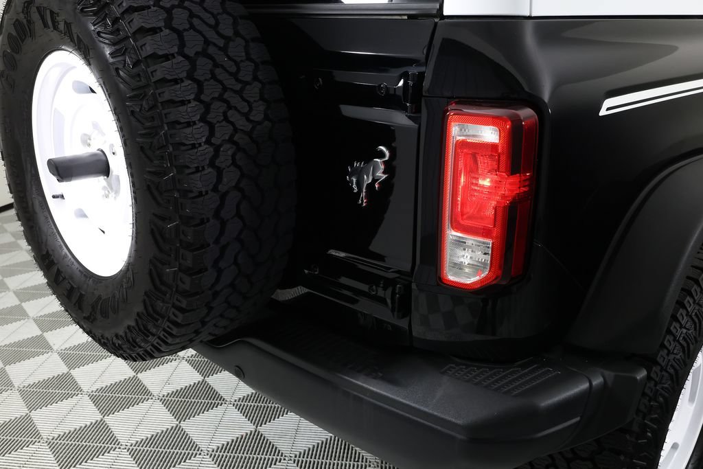 Used 2025 Ford Bronco Heritage Edition AWD/4WD image 44
