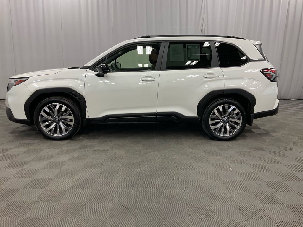 Used 2025 Subaru Forester Touring w/ Popular Package - Touring image 9