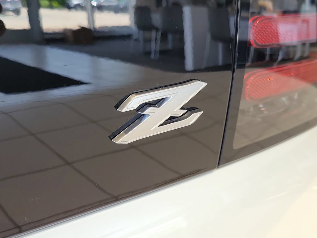 New 2026 Nissan Z Sport w/ Floor Mat Package RWD image 6