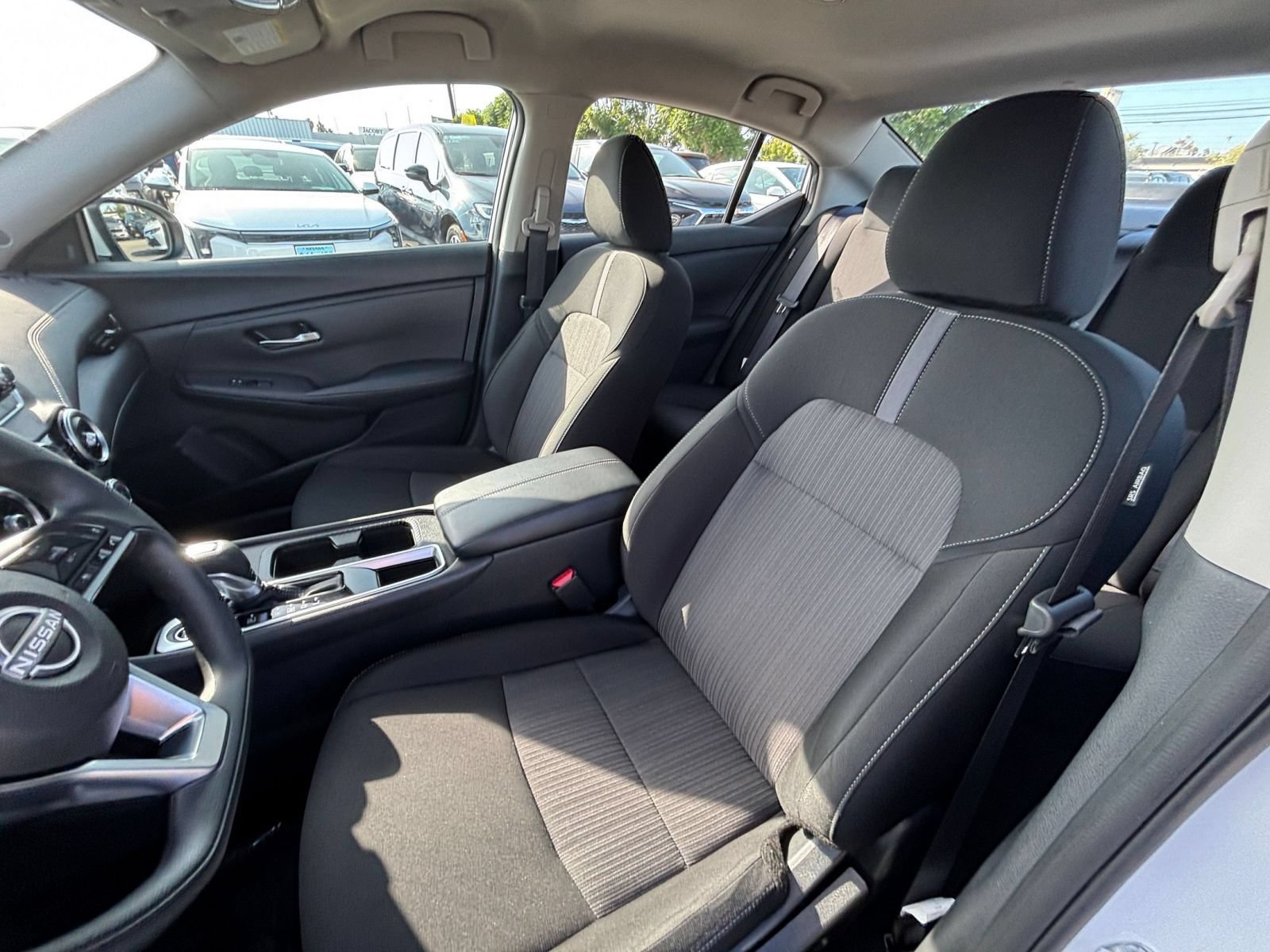 Used 2025 Nissan Sentra SV FWD image 35