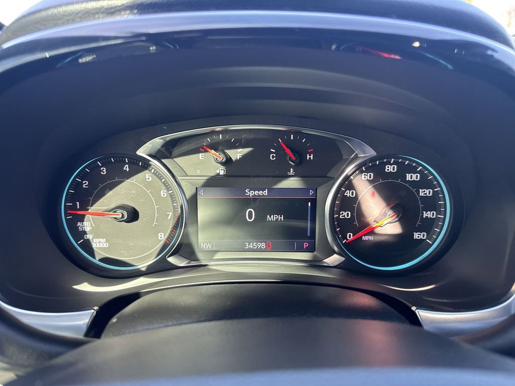 Used 2023 Chevrolet Traverse LT image 15