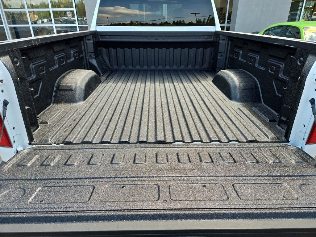 Used 2025 Chevrolet Silverado 2500 LT w/ Convenience Package image 26