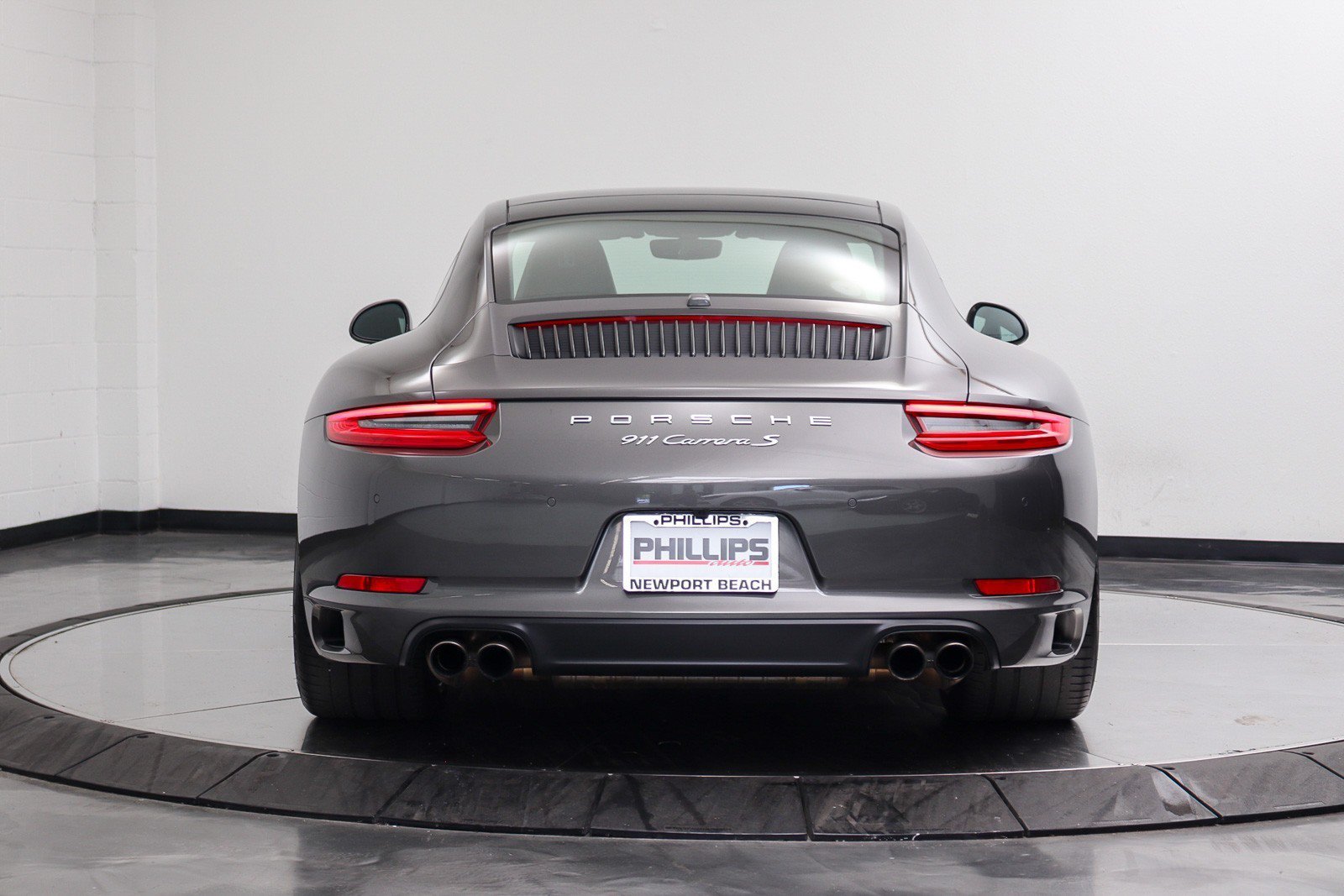 Used 2019 Porsche 911 Carrera S RWD image 4