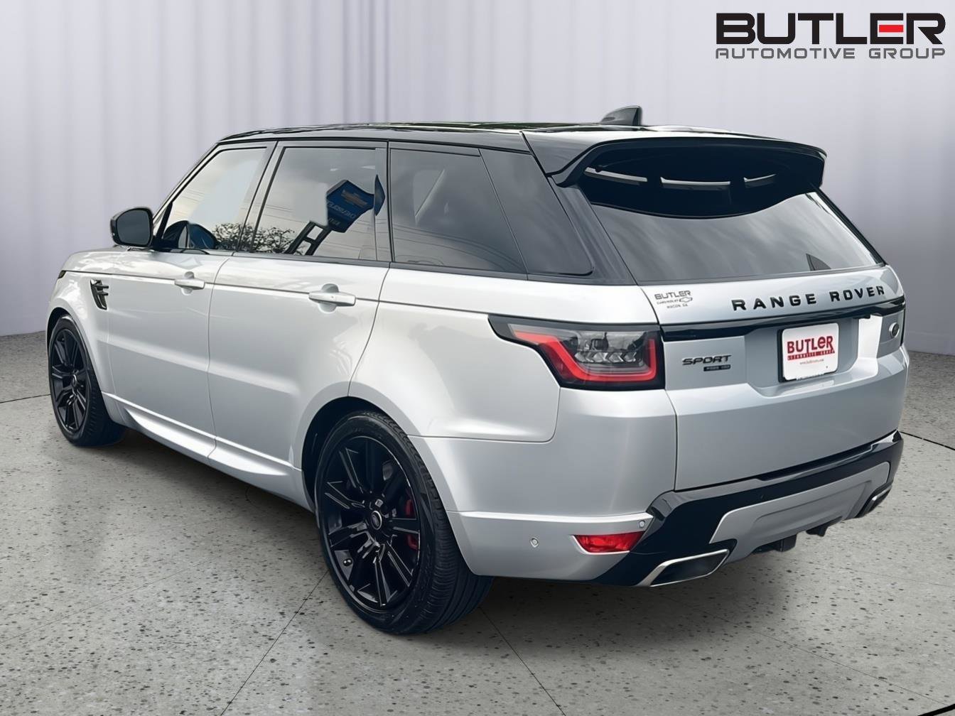 Used 2020 Land Rover Range Rover Sport HSE Dynamic image 4