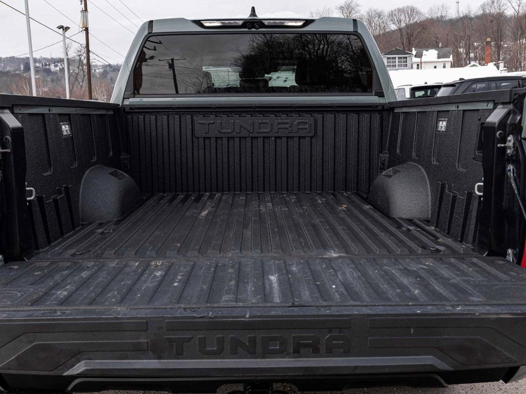 Used 2024 Toyota Tundra Limited AWD/4WD image 31