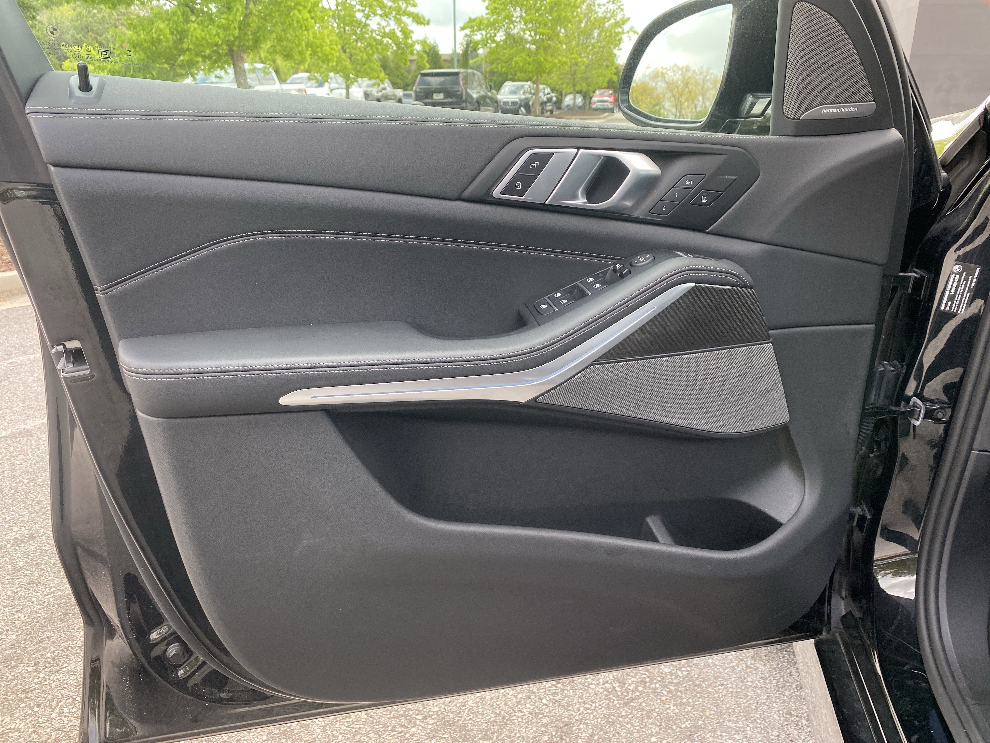 Used 2026 BMW X5 M60i image 24