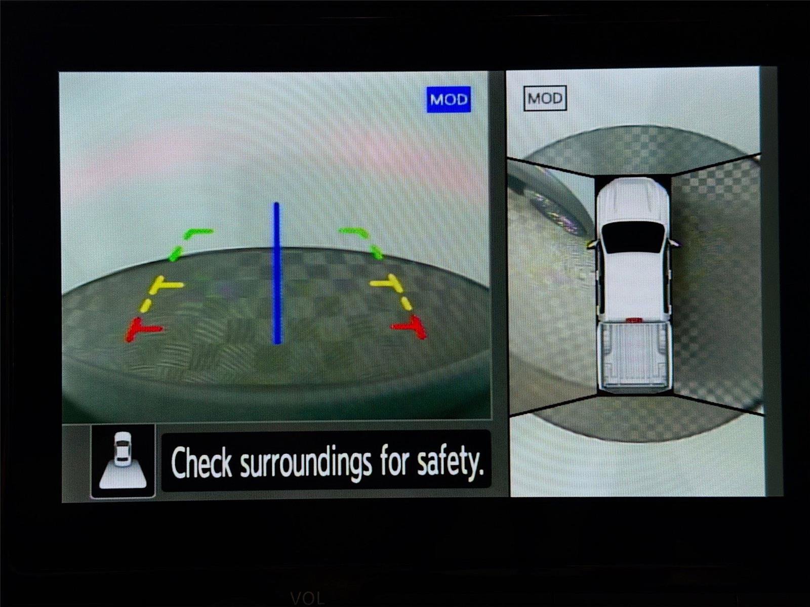 Used 2025 Nissan Frontier PRO-4X w/ Pro Convenience Package image 15