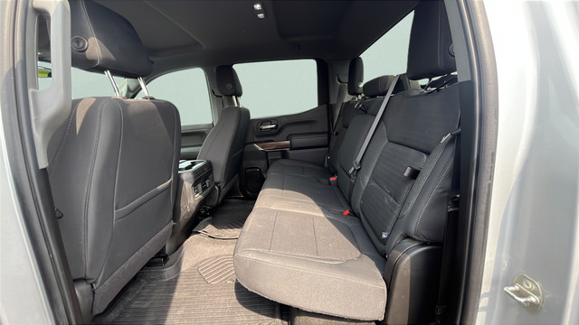 Used 2022 Chevrolet Silverado 1500 LT Trail Boss w/ LPO, Dark Essentials Package AWD/4WD image 21