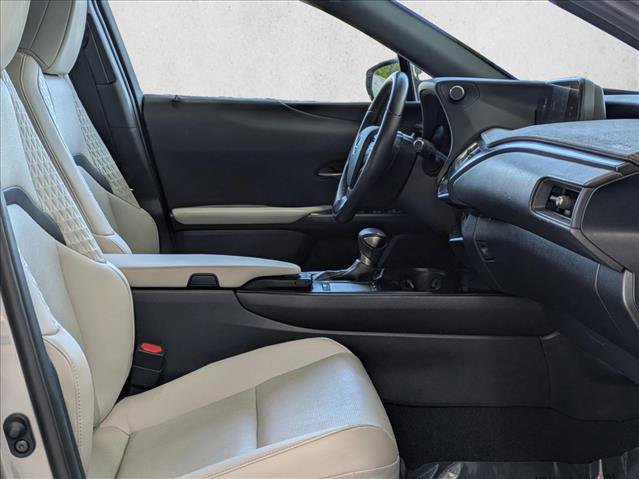 Used 2021 Lexus UX 200 w/ Premium Package image 27