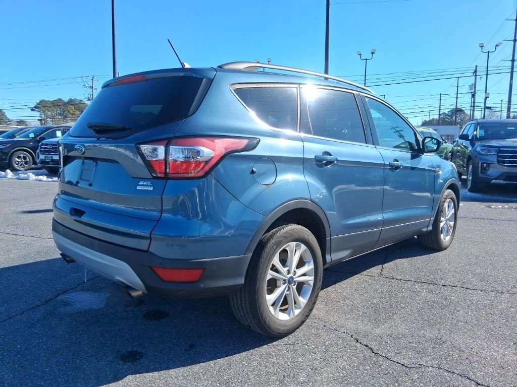 Used 2018 Ford Escape SEL image 5