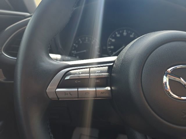 Used 2023 MAZDA MAZDA3 s FWD image 23